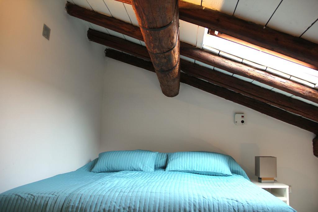 Porta Vittoria Apartment Verona Phòng bức ảnh