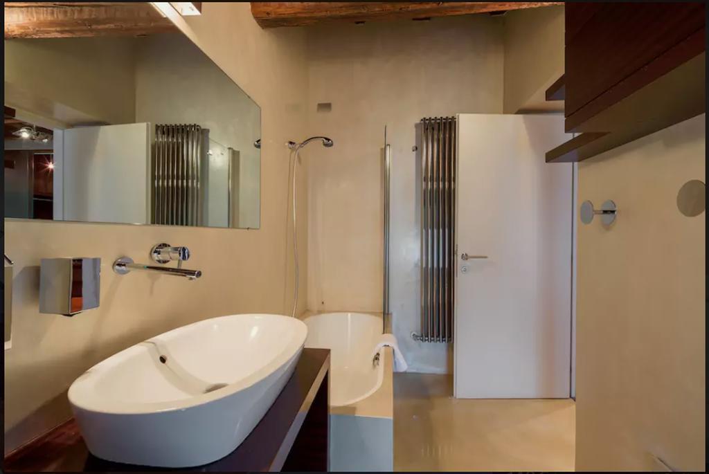Porta Vittoria Apartment Verona Ngoại thất bức ảnh